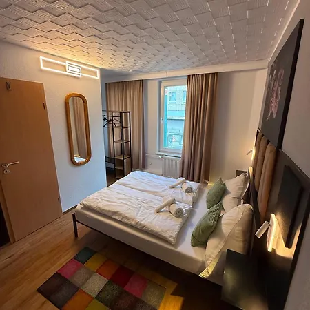 Niehler Hotel-2